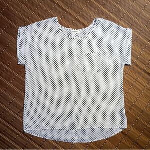 Short Sleeve Top White with black polka dot pattern